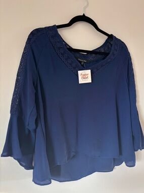 BRAND NEW WITH TAGS Strut & Bolt Navy Blouse